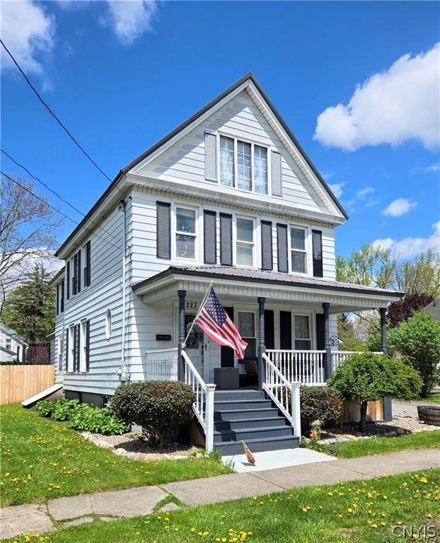 223 Steele Street - Photo 1