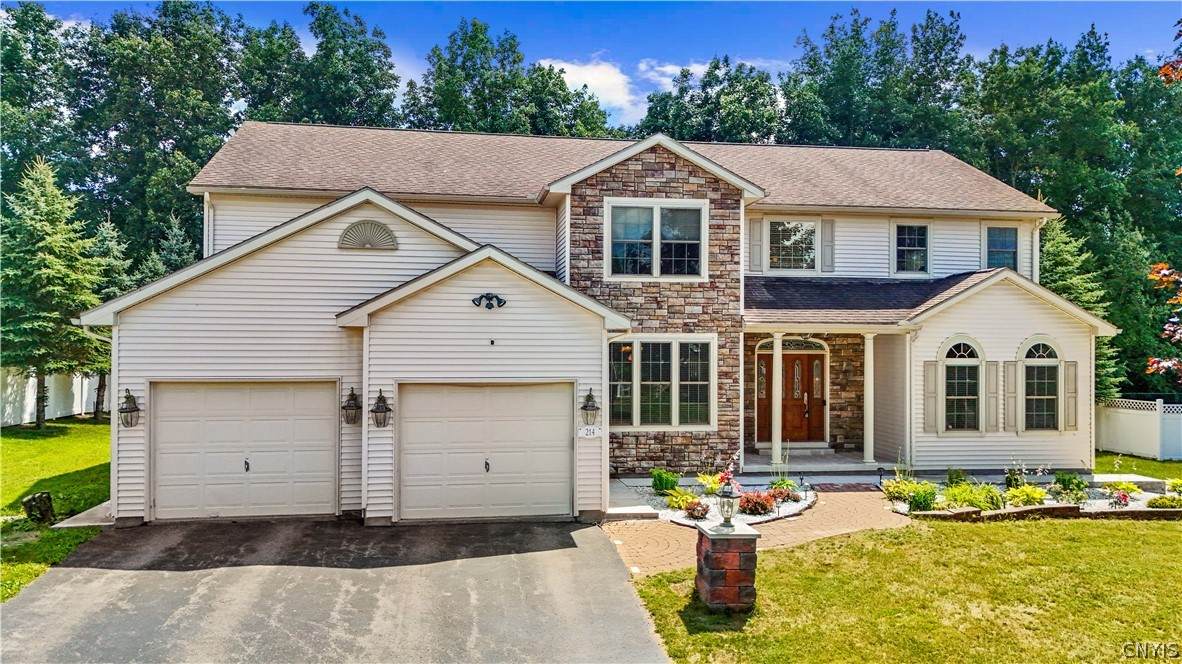 214 Driftwood Drive - Photo 1