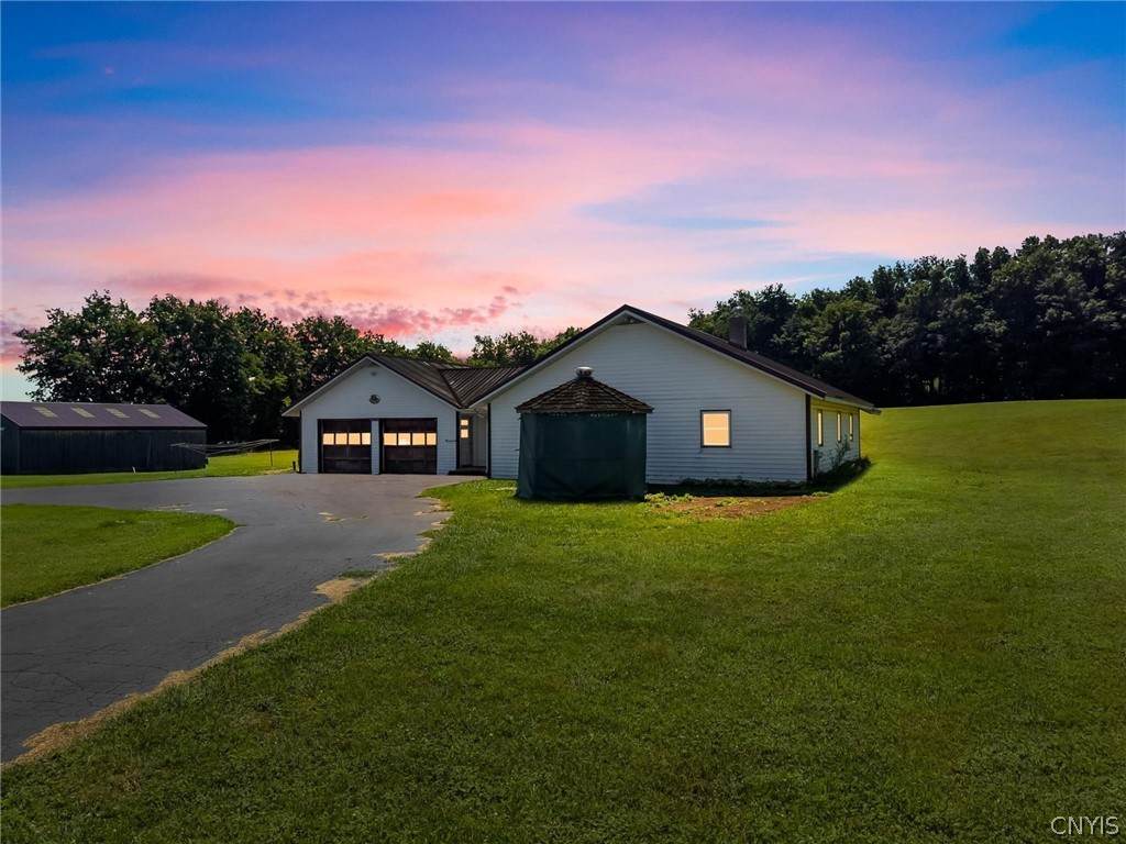 4616 Whitman Road - Photo 1