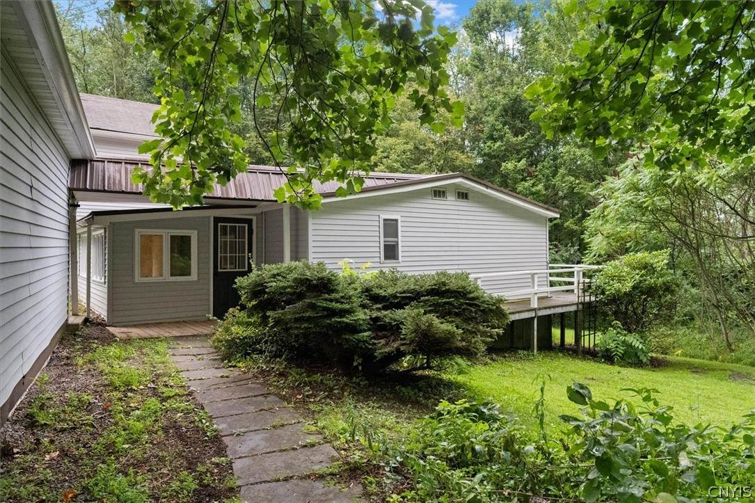 5080 Skinner Hill Road - Photo 1