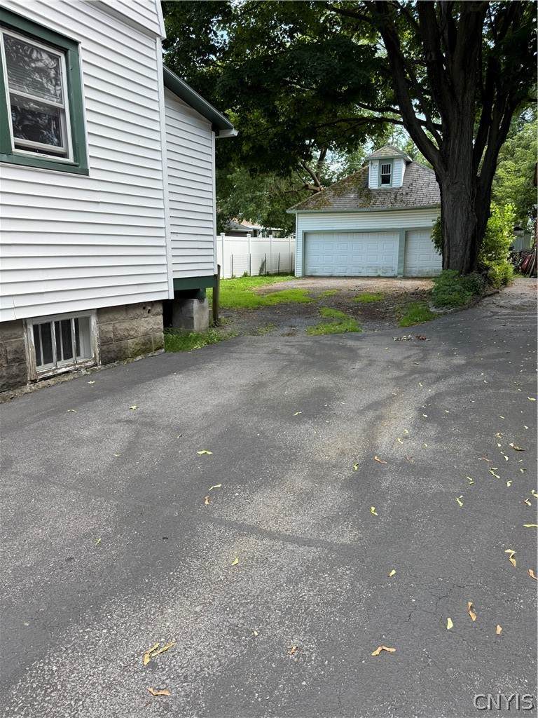 https://bt-photos.global.ssl.fastly.net/rochester/orig_boomver_1_S1704718-2.jpg