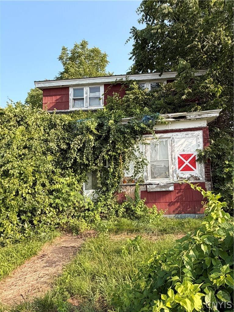 108 Division Street - Photo 1