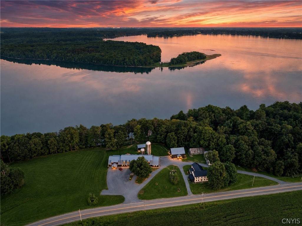 https://bt-photos.global.ssl.fastly.net/rochester/orig_boomver_1_S1705837-2.jpg
