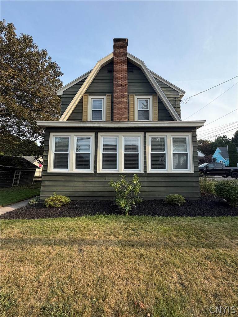301 Draper Avenue - Photo 1