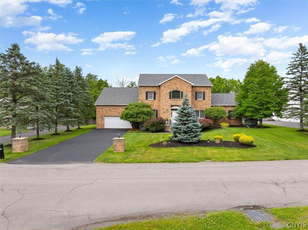 104 Stonebridge Court - Photo 1