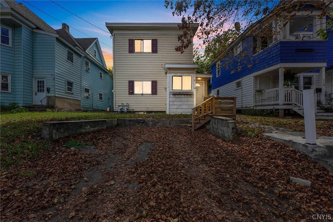 112 Pattison Street - Photo 1