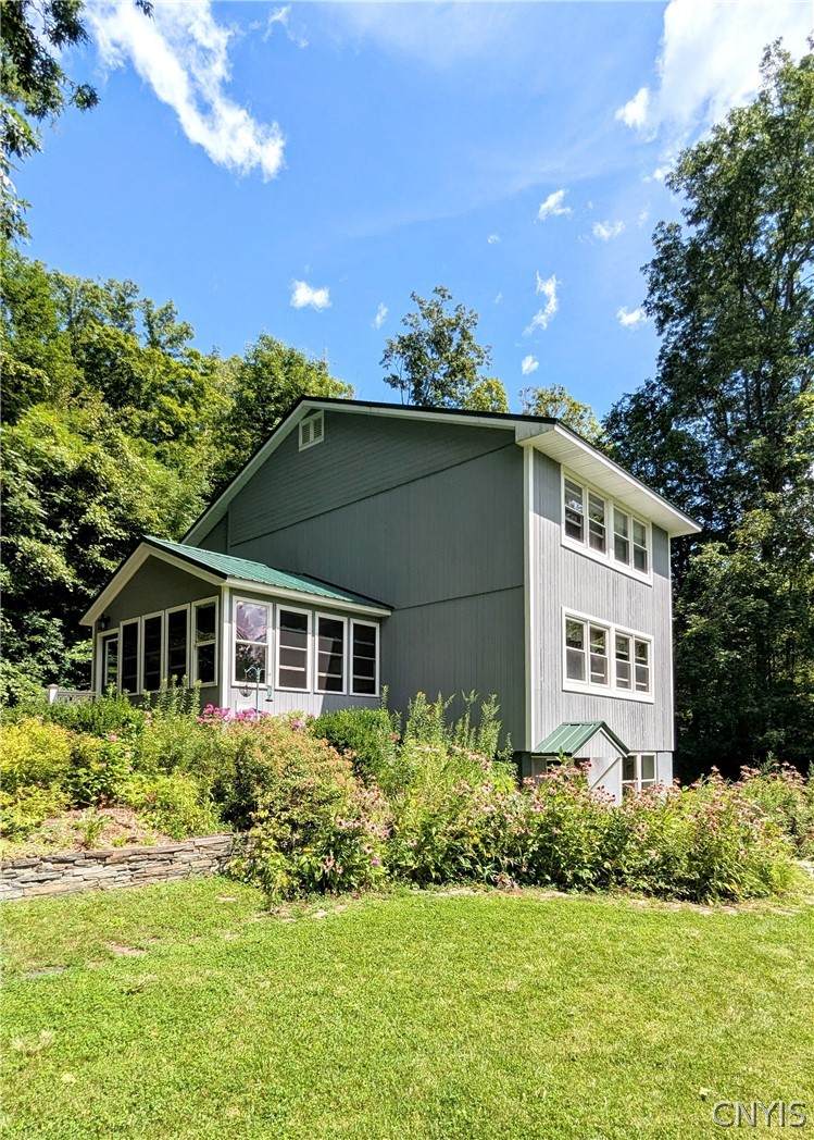232 Burt Road - Photo 1
