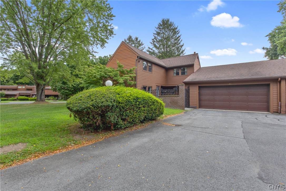 294 Higgins Drive - Photo 1