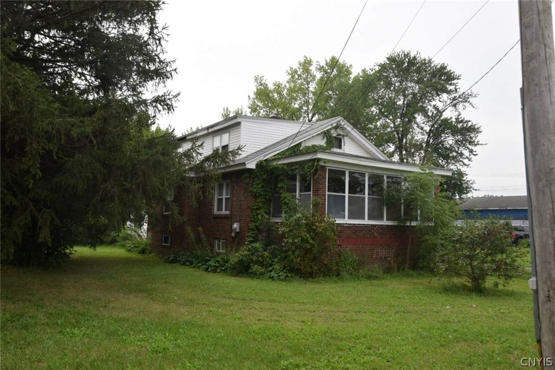 6086 Court Street Road - Photo 1
