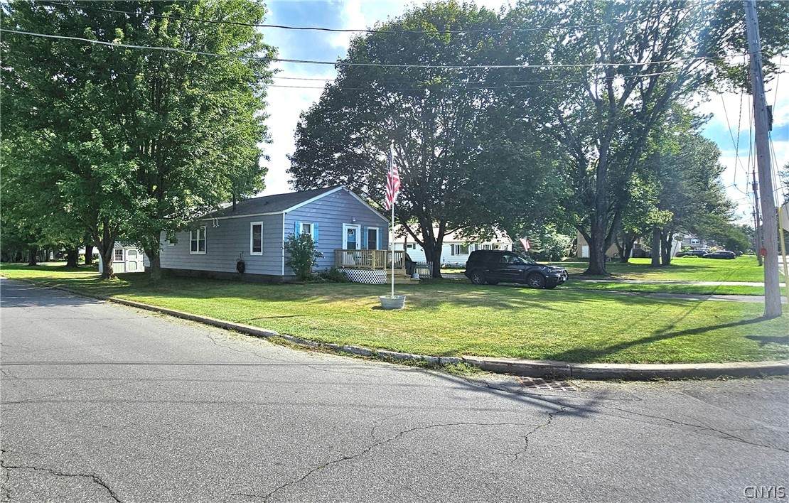 420 Hamilton Street - Photo 1