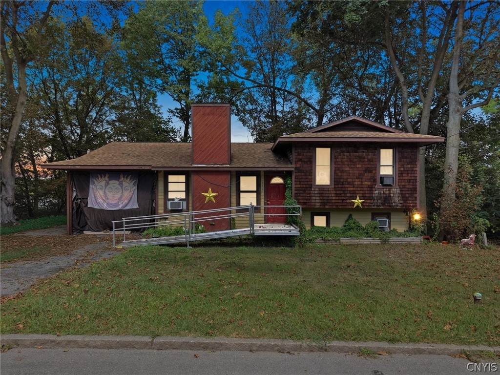 2208 Bellevue Avenue - Photo 1