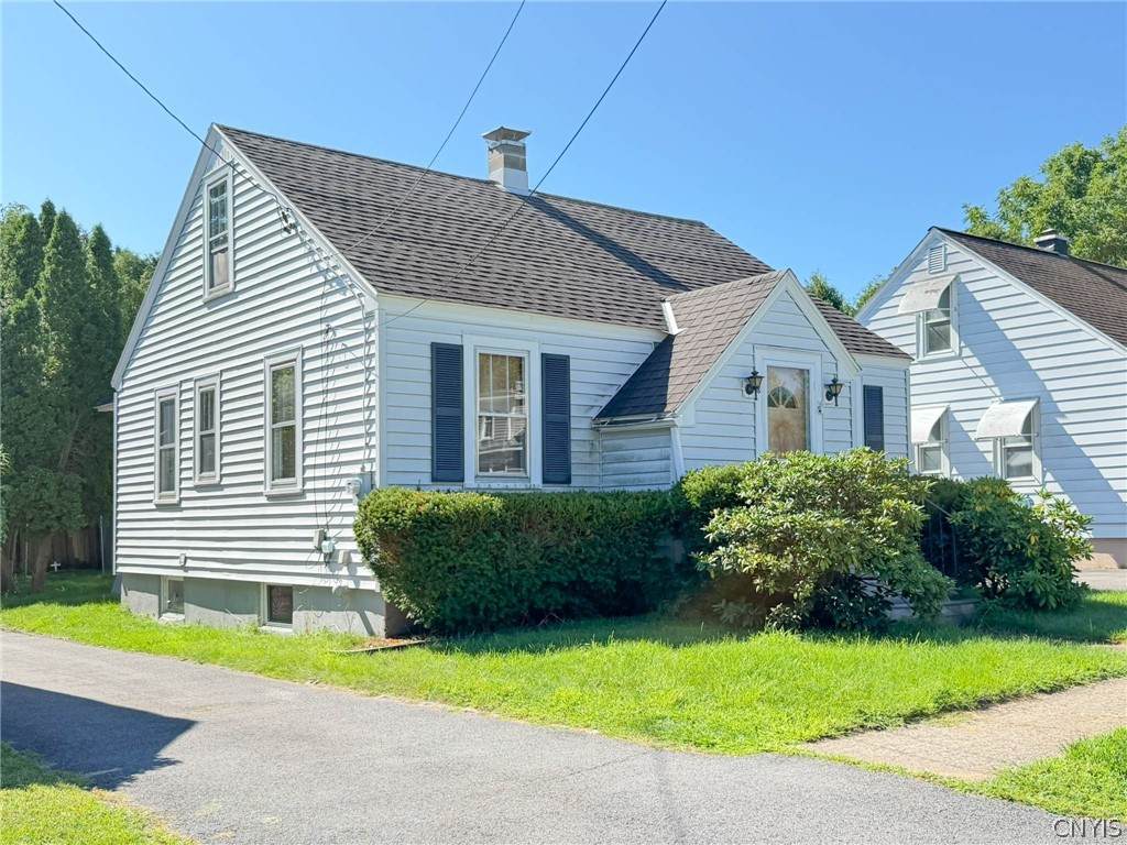 8 Dexter Street - Photo 1