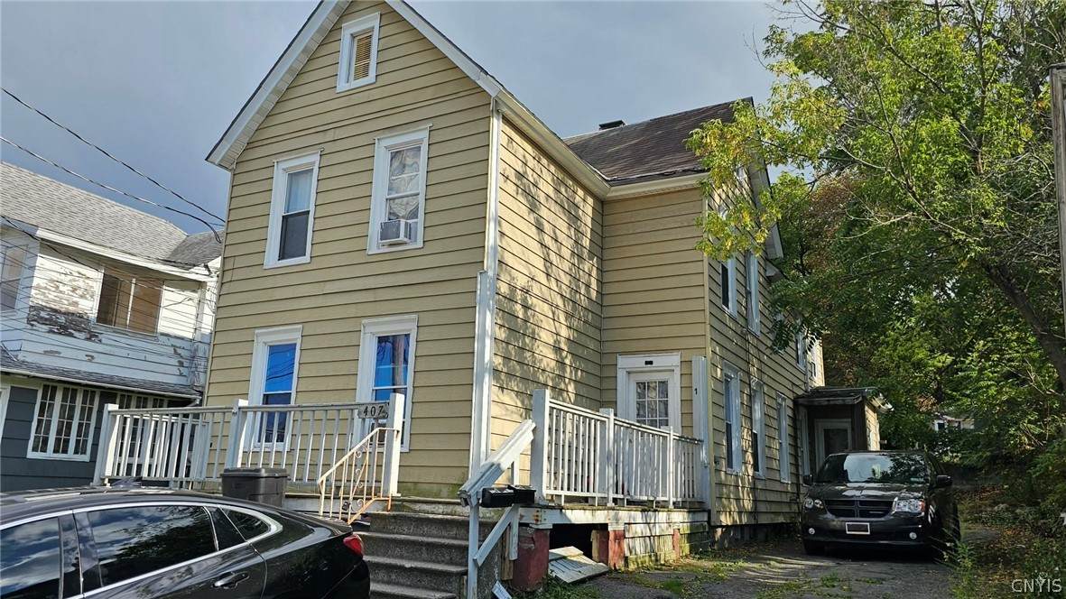 407 4th Street - Photo 1