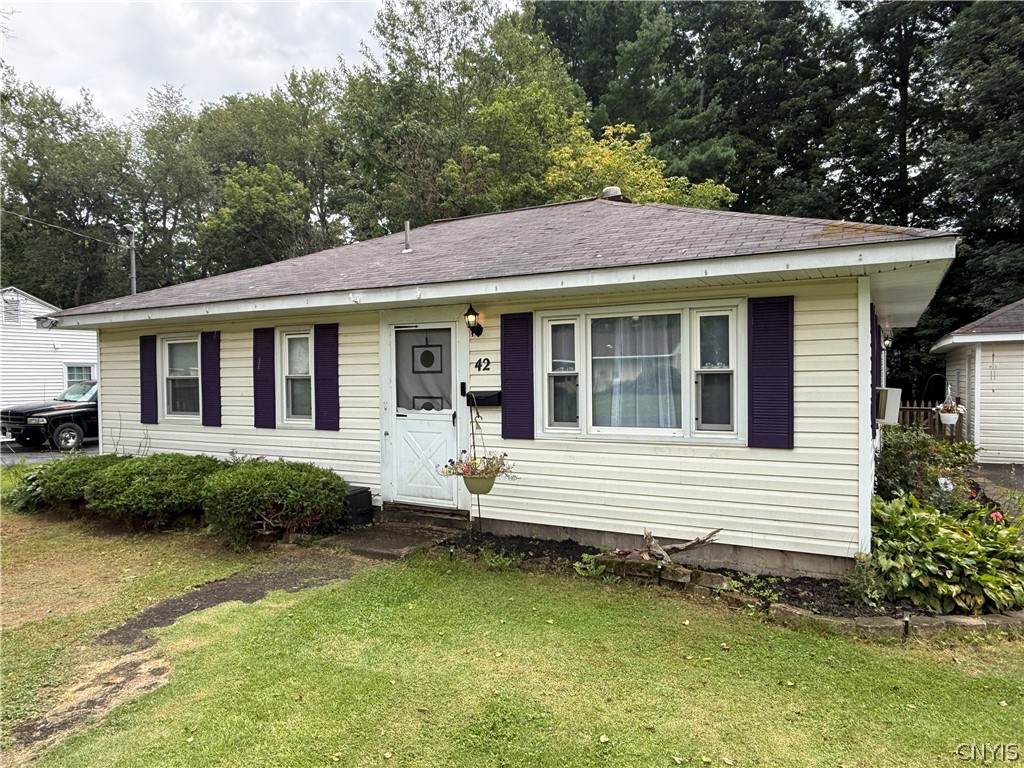 42 Pinecrest Road - Photo 1