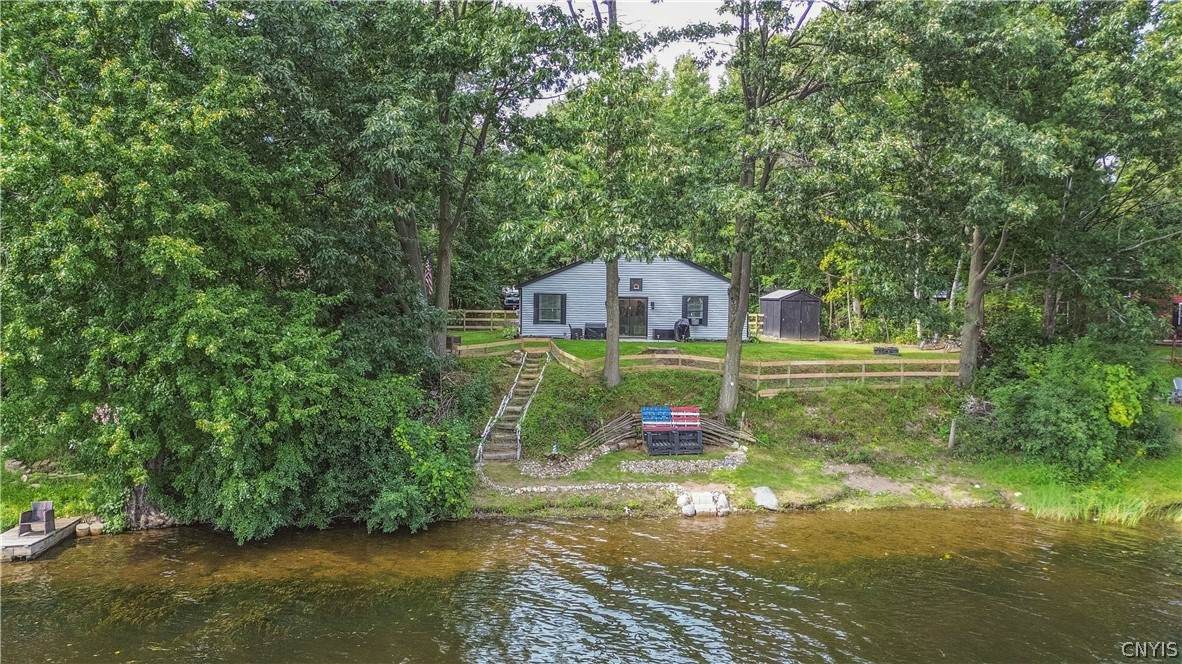 21914 Admirals Walk - Photo 1