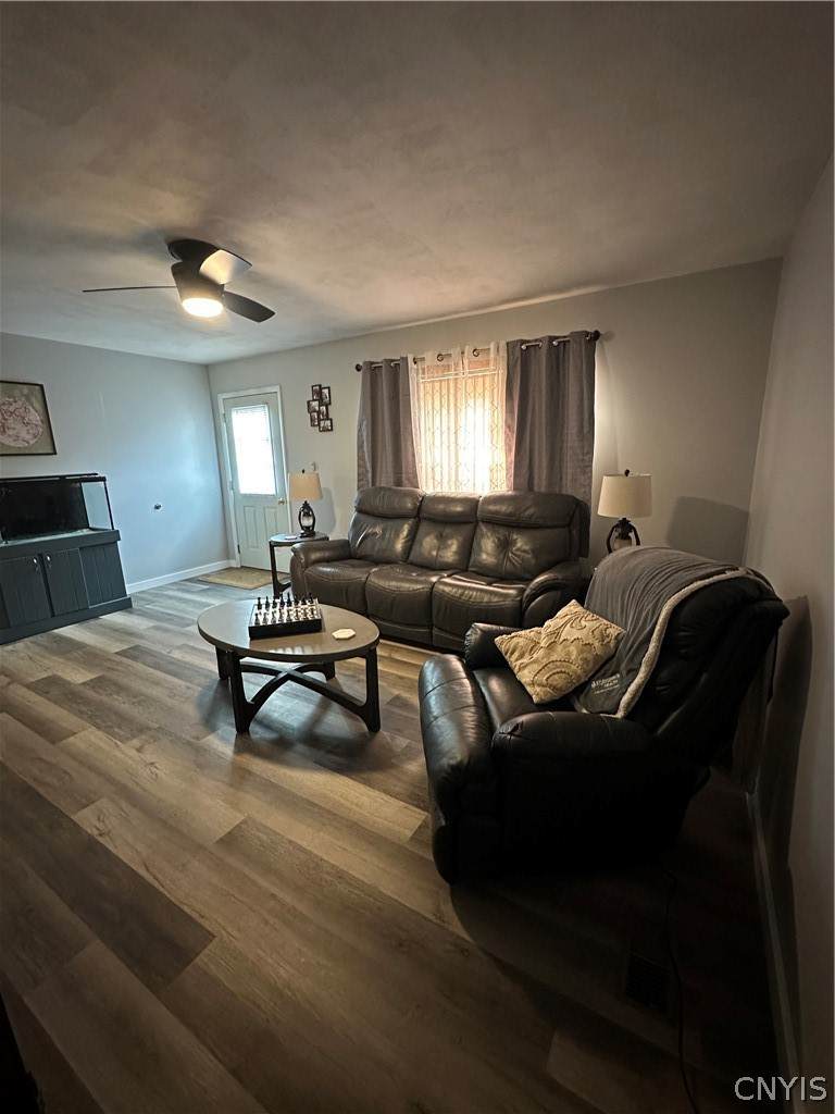 https://bt-photos.global.ssl.fastly.net/rochester/orig_boomver_1_S1710607-2.jpg