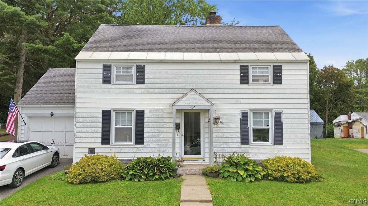 82 Helmer Avenue - Photo 1