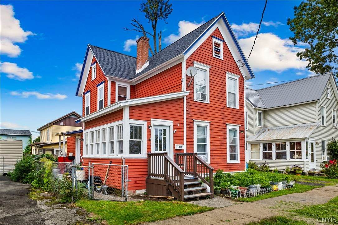 517 Roberts Street - Photo 1