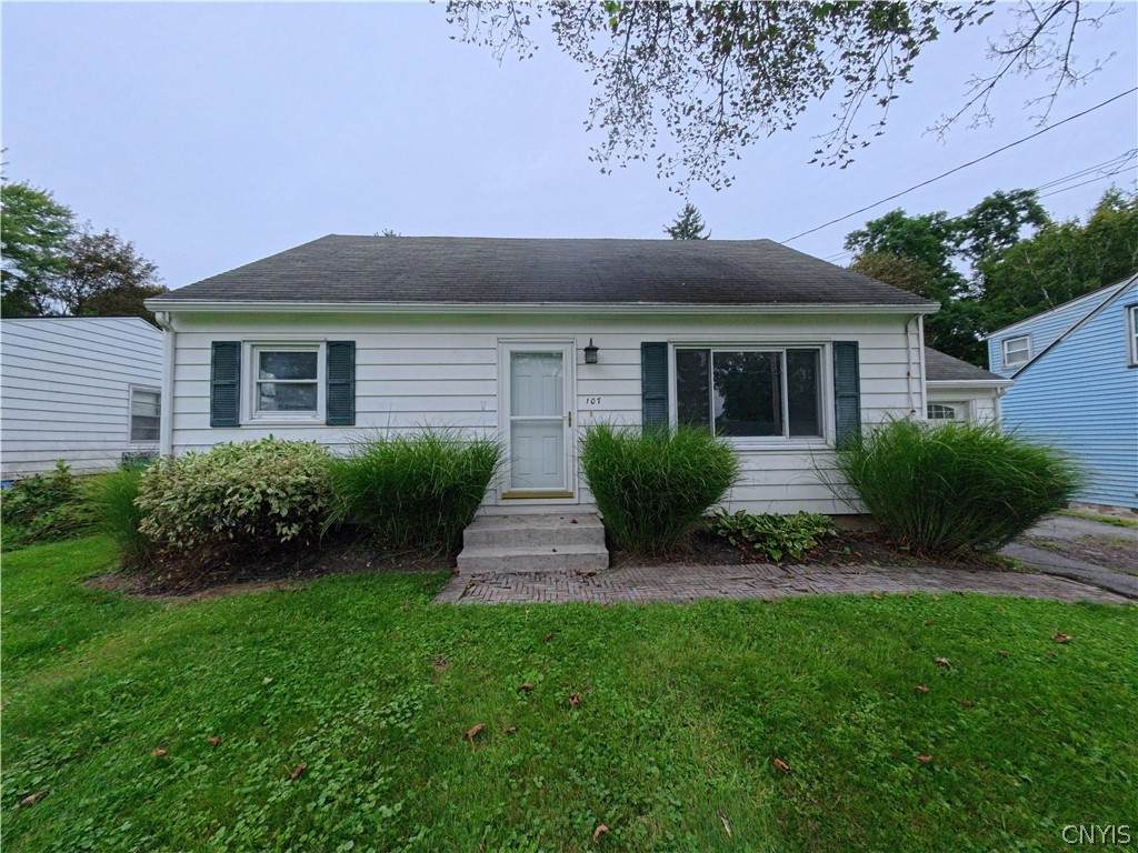 107 Dauenhauer Street - Photo 1