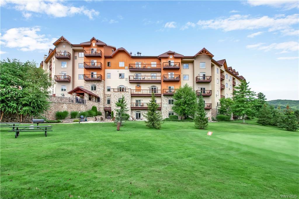 517/519-2 Tamarack Club - Photo 1