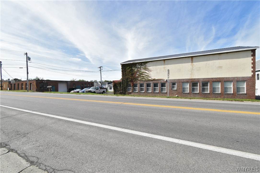 8698 Main Street - Photo 1