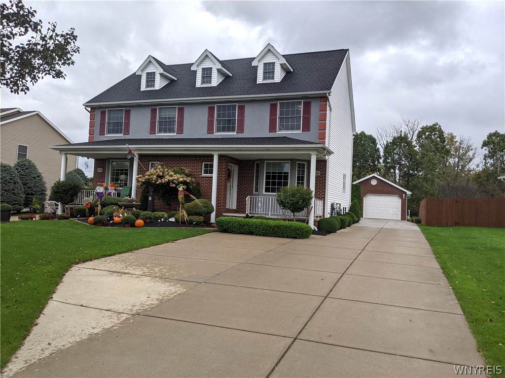 4714 Brompton Drive - Photo 1