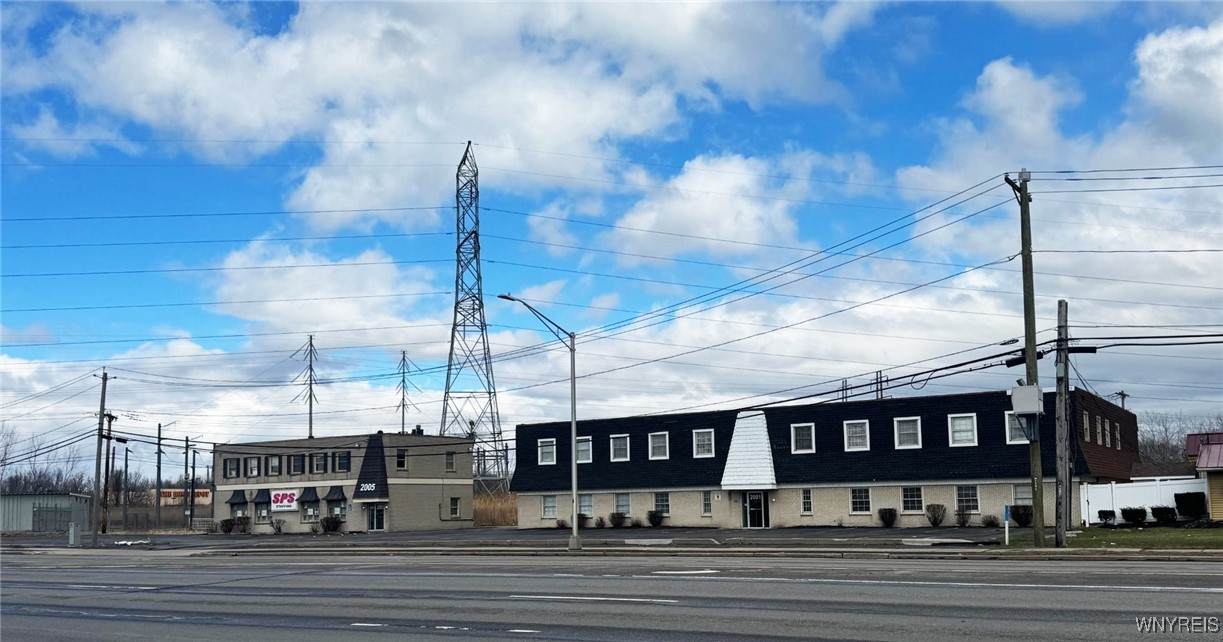 2005 Niagara Falls Boulevard - Photo 1