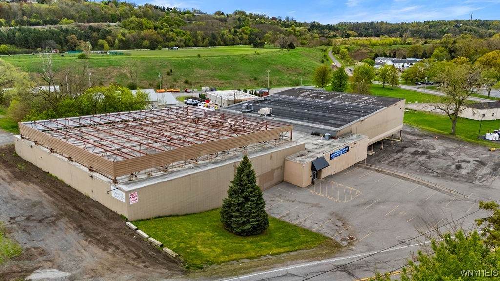 845 Cayuga Street - Photo 1