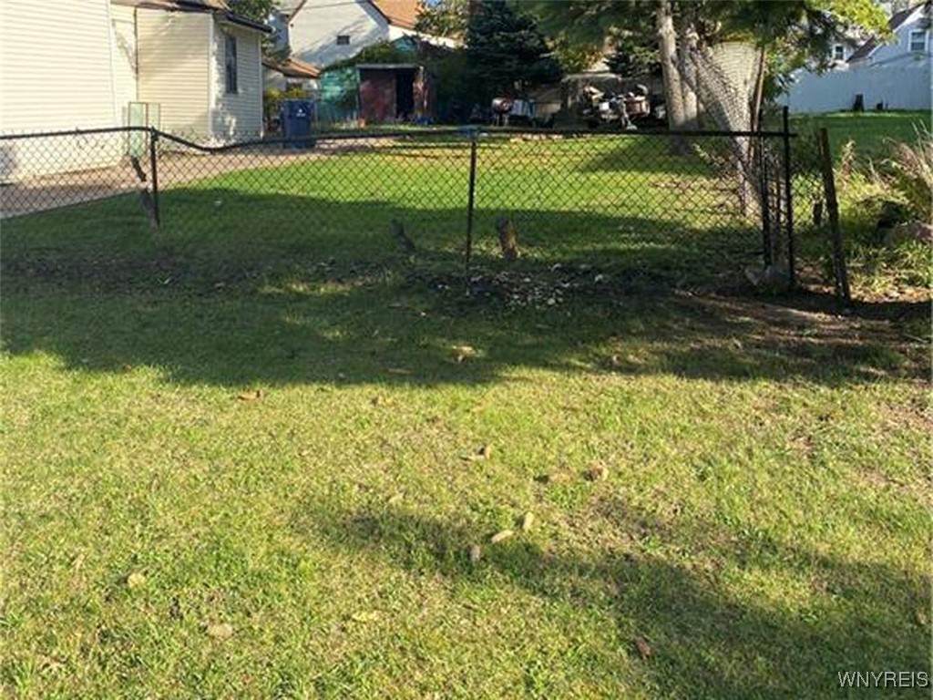 259 Babcock Street - Photo 1