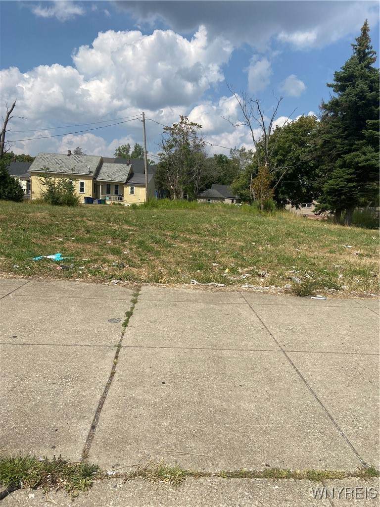 1350 Broadway - Photo 1