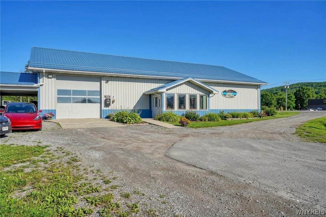 5220 Maple Lane - Photo 1