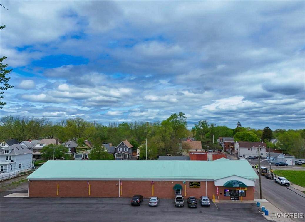 1618 18th Street - Photo 1