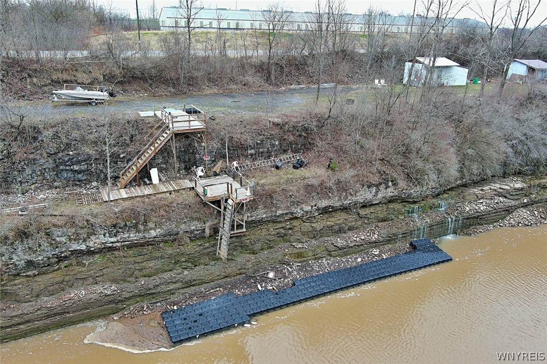 340 Hinman Road - Photo 1
