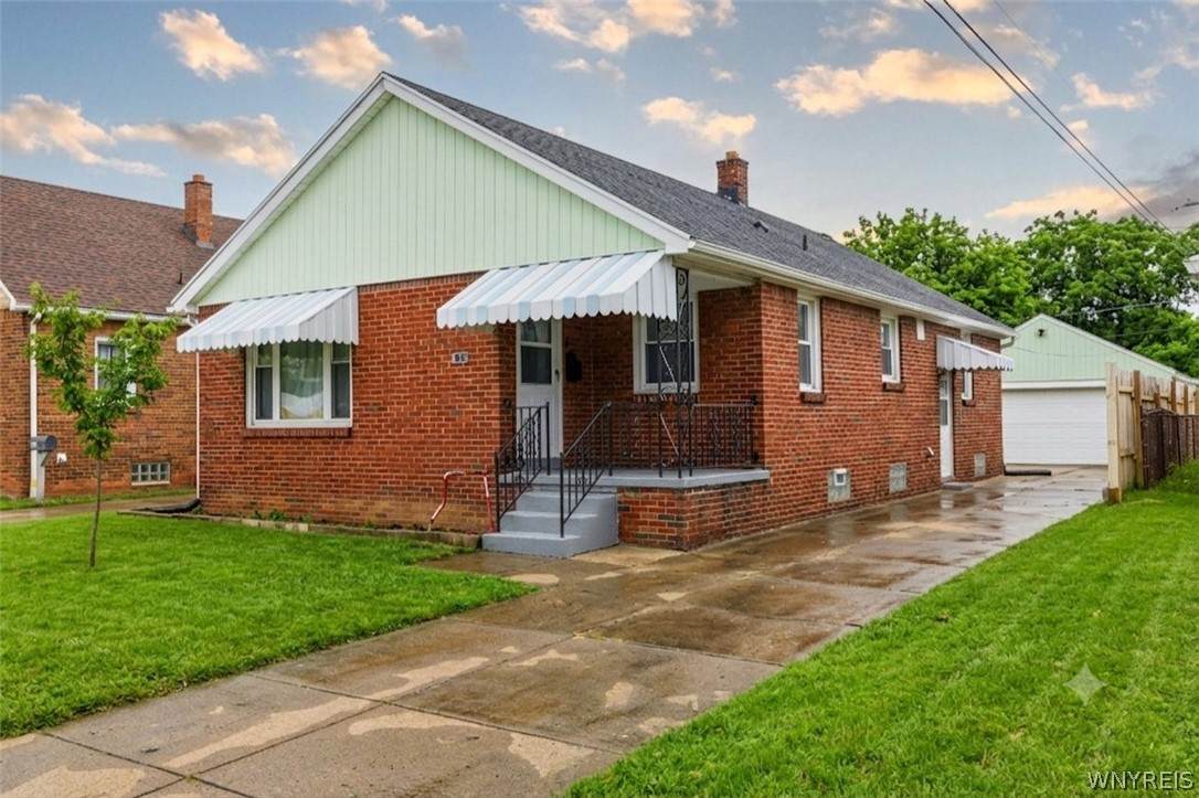 159 Eastland Parkway - Photo 1