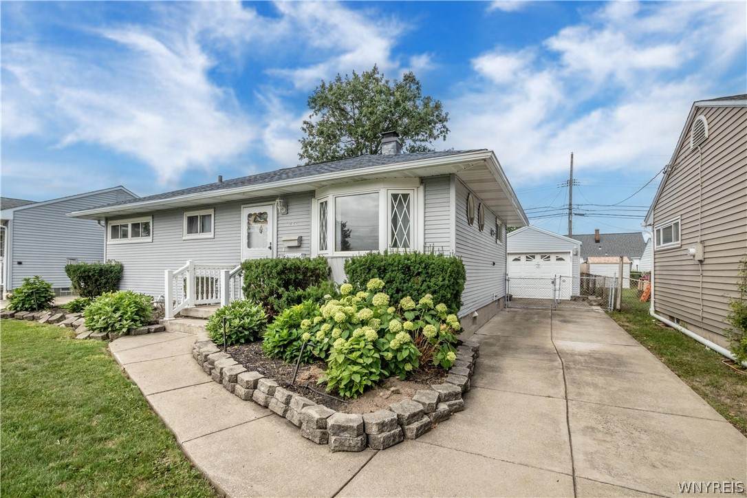 270 Floradale Avenue - Photo 1