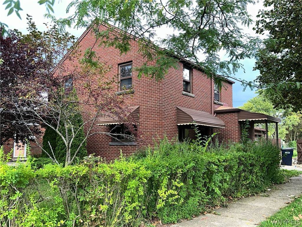 2104 Walnut Avenue - Photo 1
