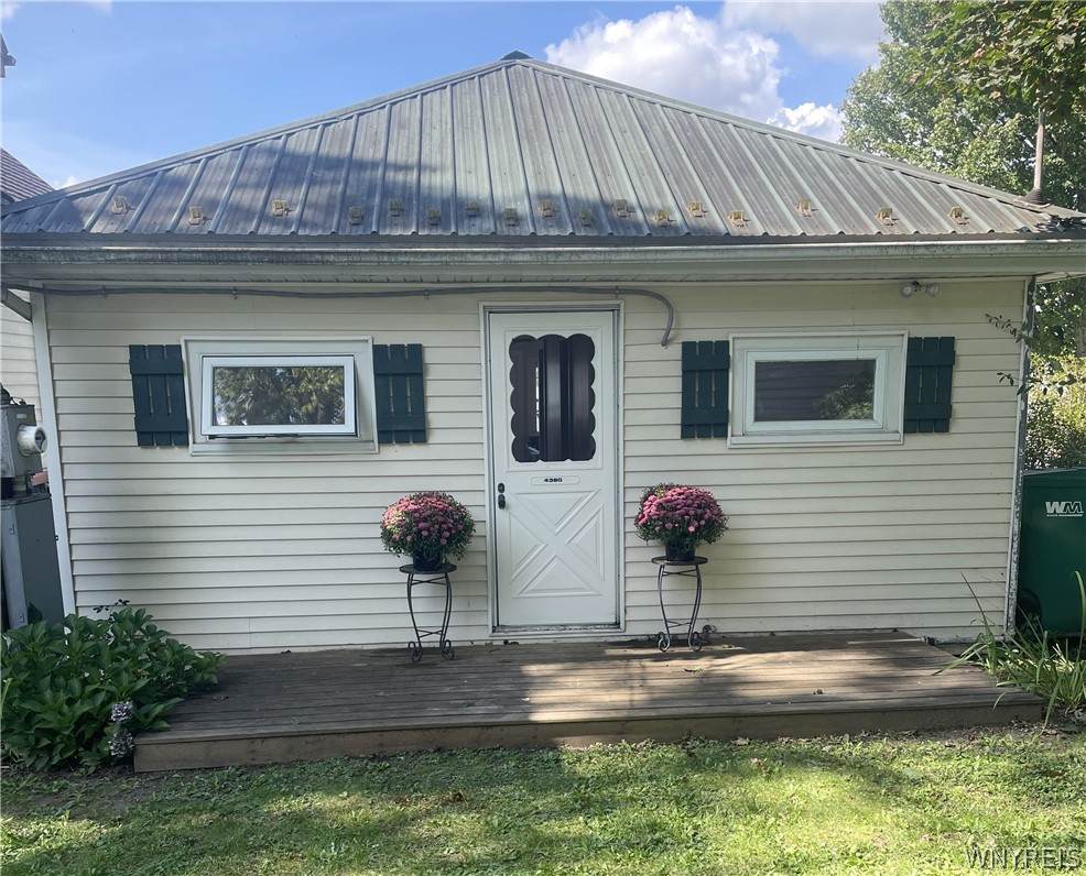 4380 Lakeshore Drive - Photo 1