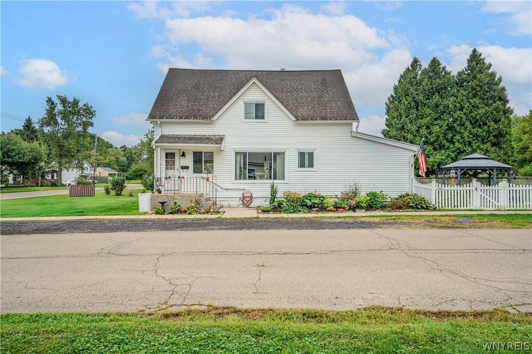 99 Main Street - Photo 1