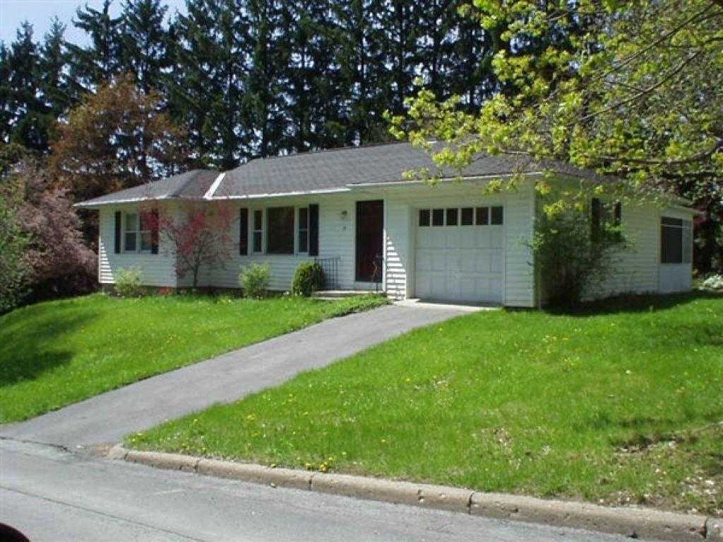10 Woodcrest Avenue - Photo 1