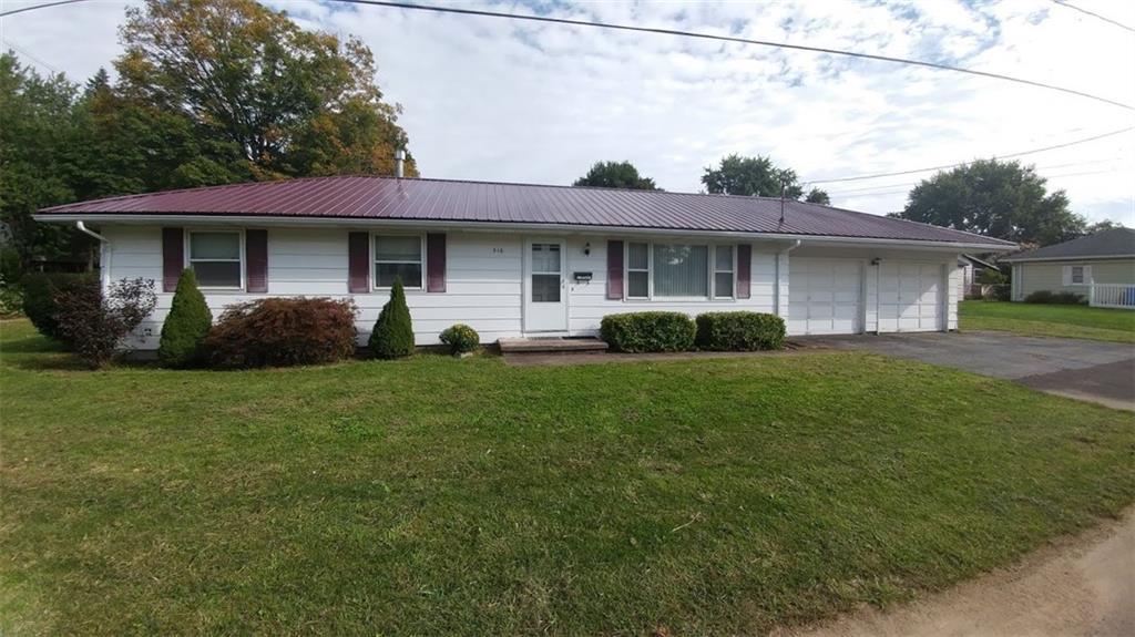 316 Claremont Park - Photo 1