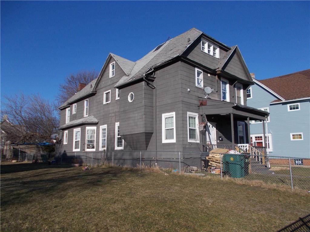 348 Hayward Avenue - Photo 1