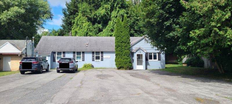 211 West Avenue - Photo 1