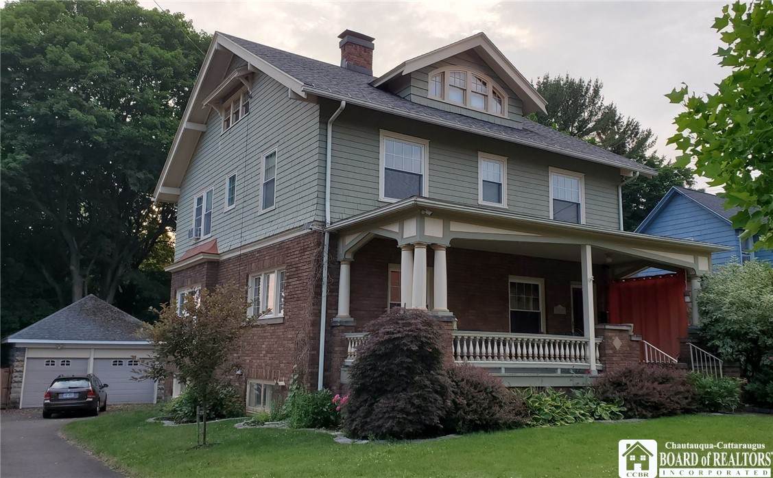 1207 Prendergast Avenue - Photo 1