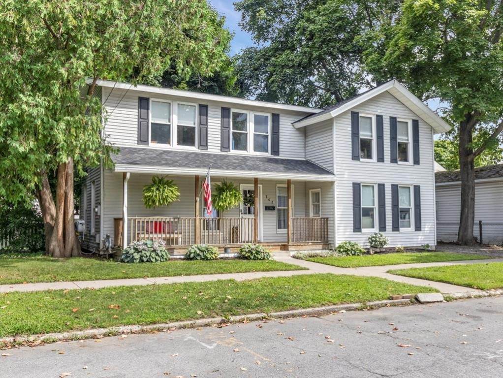 308 Sixth Street - Photo 1