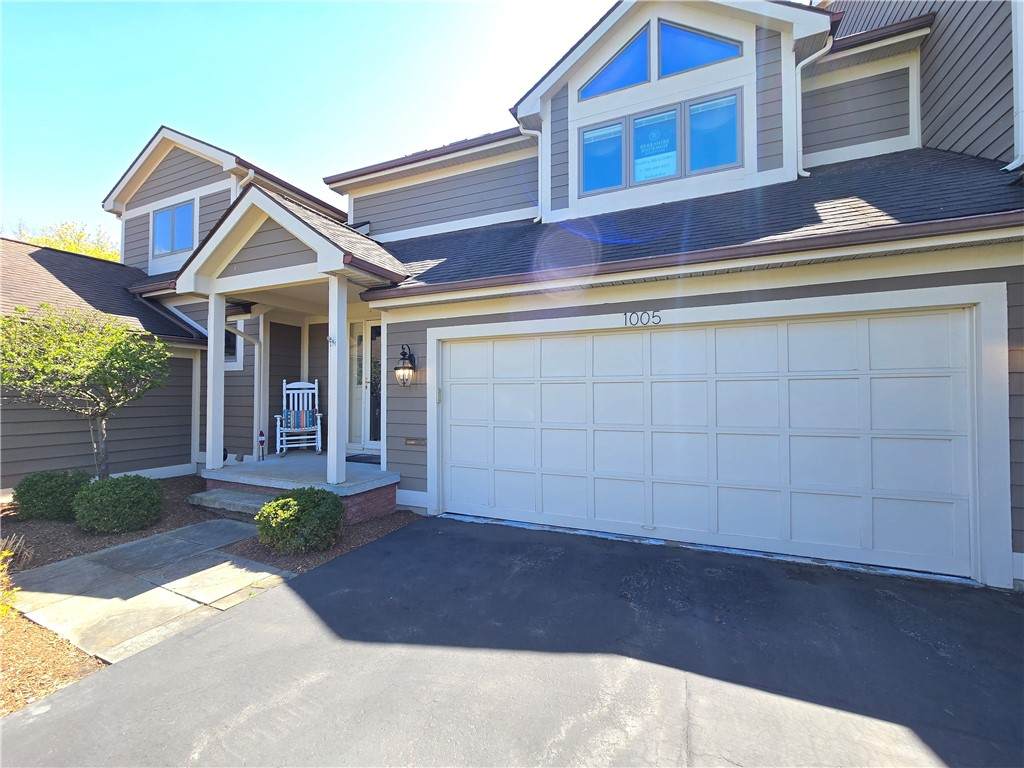 1005 Hillsboro Cove Circle - Photo 1