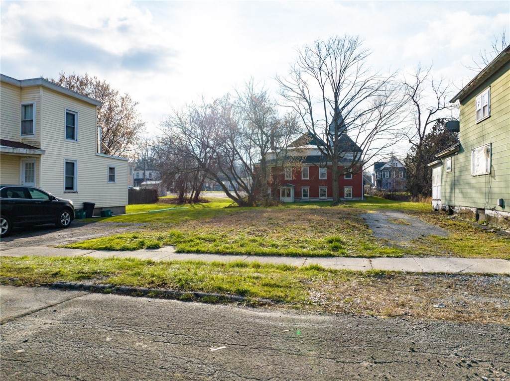 229 Canal Street - Photo 1