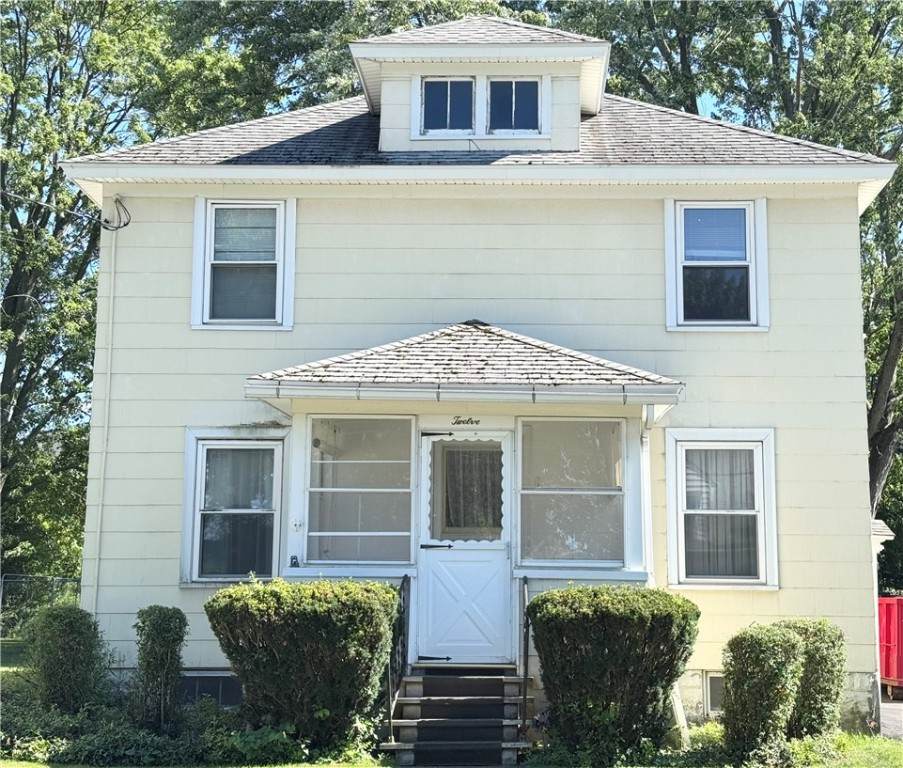 12 Willard Street - Photo 1