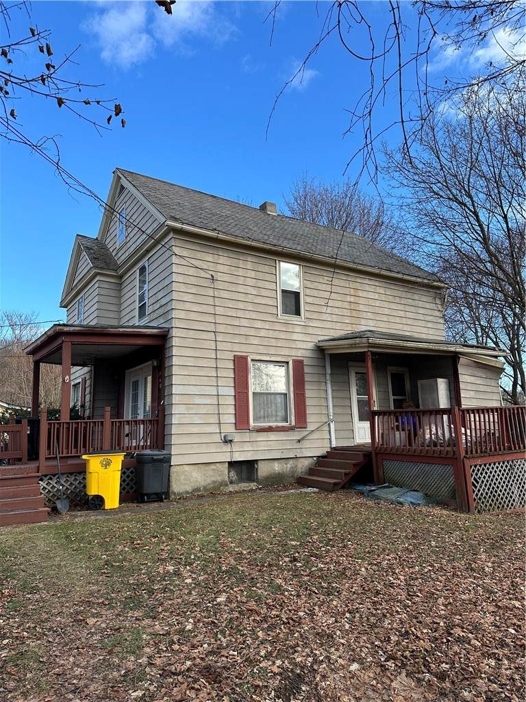 960 East Avenue - Photo 1