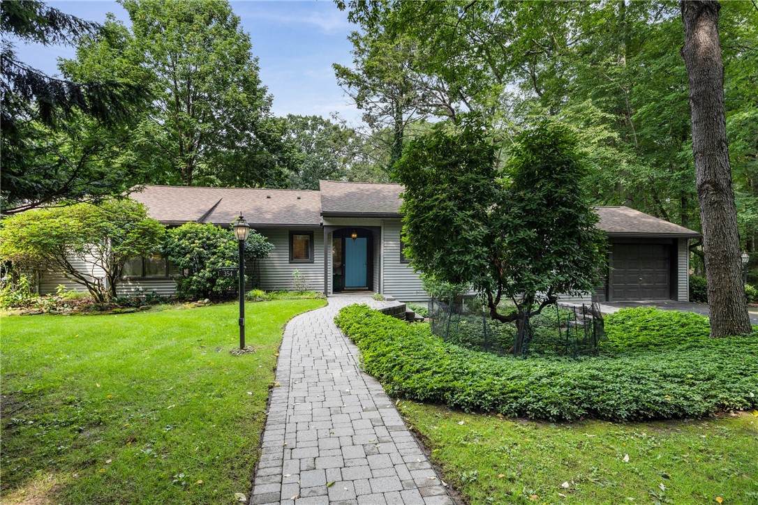 354 Oakridge Drive - Photo 1