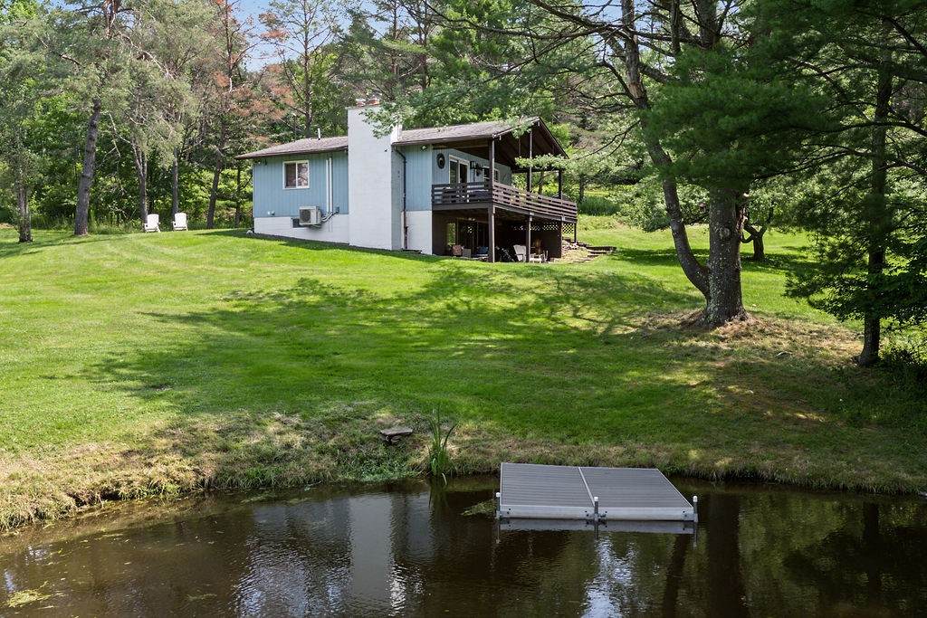 407 Winter Hollow Road - Photo 1